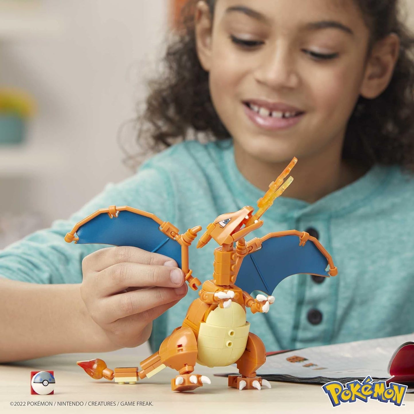 Mega GWY77 Mattel - Pokemon Glurak Charizard 222 Teile Spielzeug - NEU