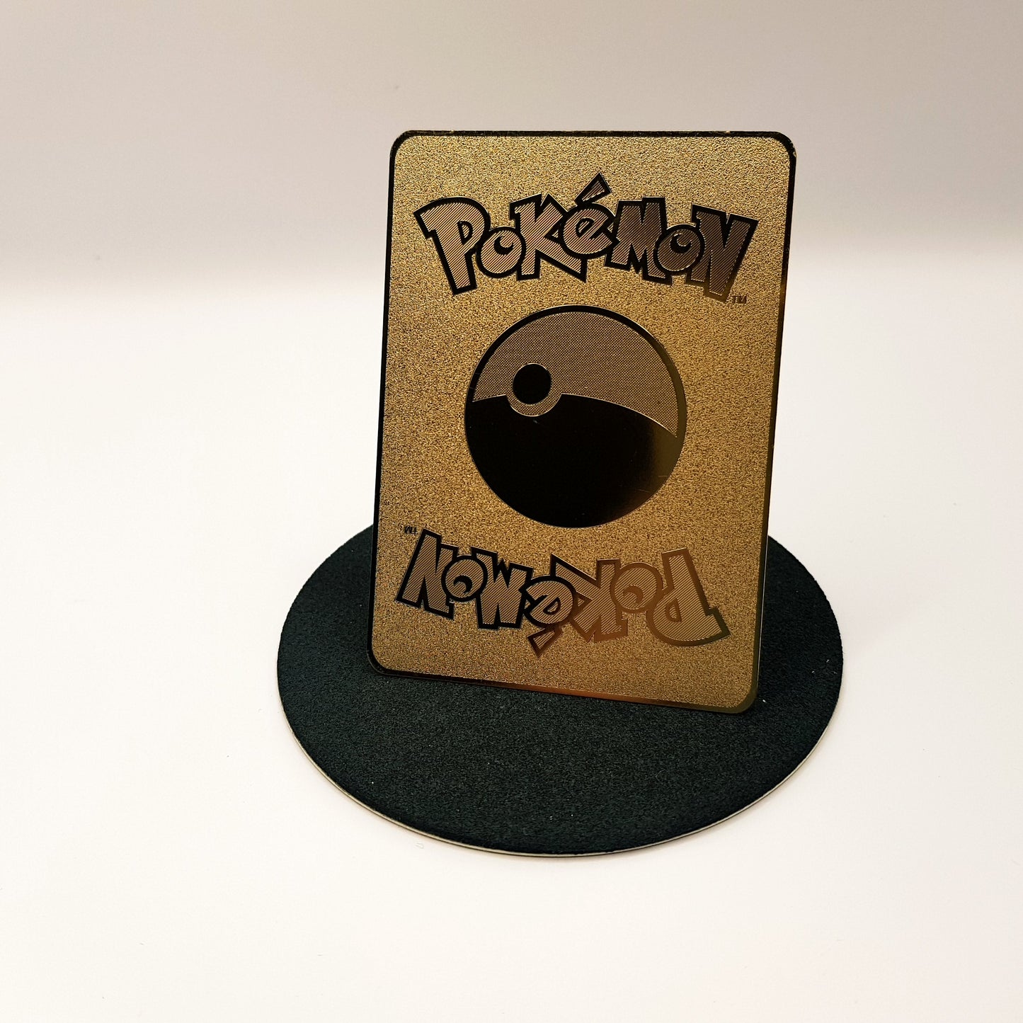 Evoli Pokemon Gold Karte Deko Metall im Ultra Pro Toploader