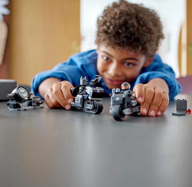 LEGO 76179 - DC Batman & Selina Kyle: Verfolgungsjagd auf dem Motorrad - NEU OVP