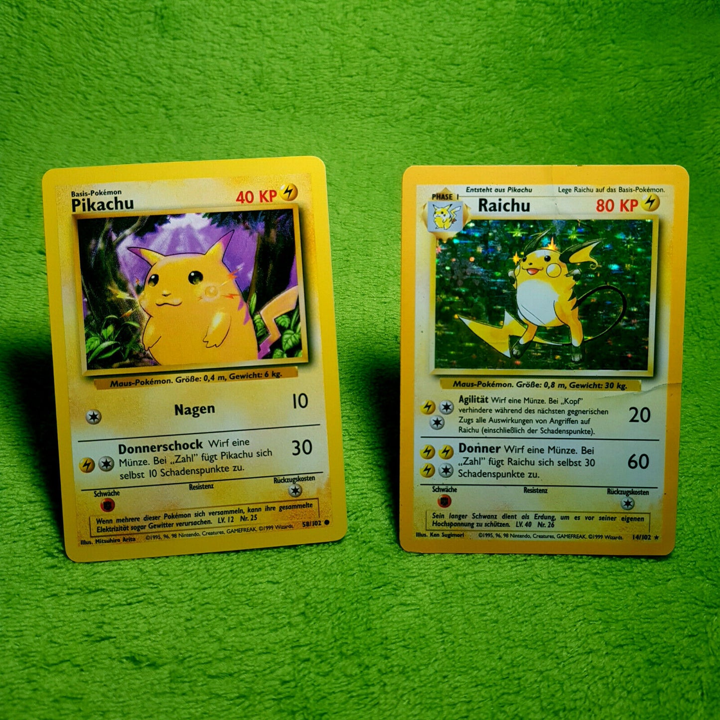 Pokemon - Pikachu 58/102 & Raichu 14/102 rare holo - Base Set (1999)