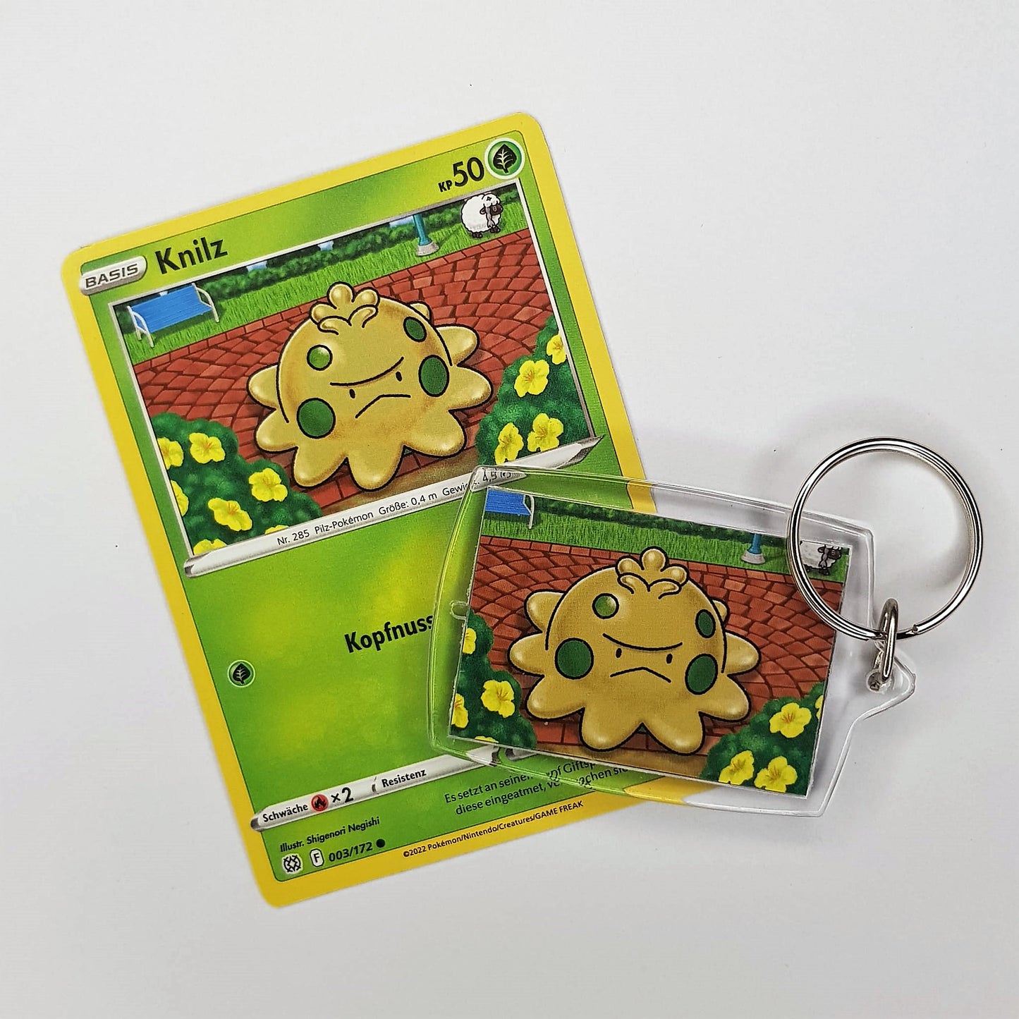 Pokemon Schlüsselanhänger selfmade aus Pokemonkarte - Auswahl